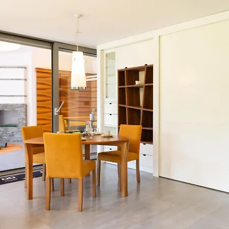City Center Green Wave Escape Tour As Apartment *