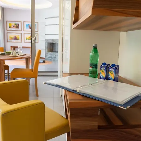 City Center Green Wave Escape Tour As Apartment