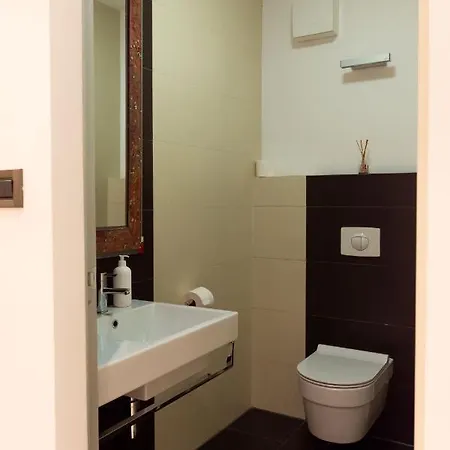 City Center Green Wave Escape Tour As Apartman *