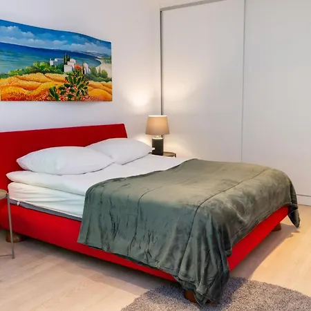 City Center Green Wave Escape Tour As Apartment