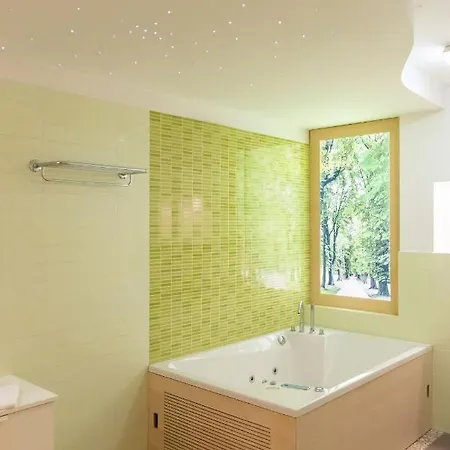 City Center Green Wave Escape Tour As דירה לובליאנה
